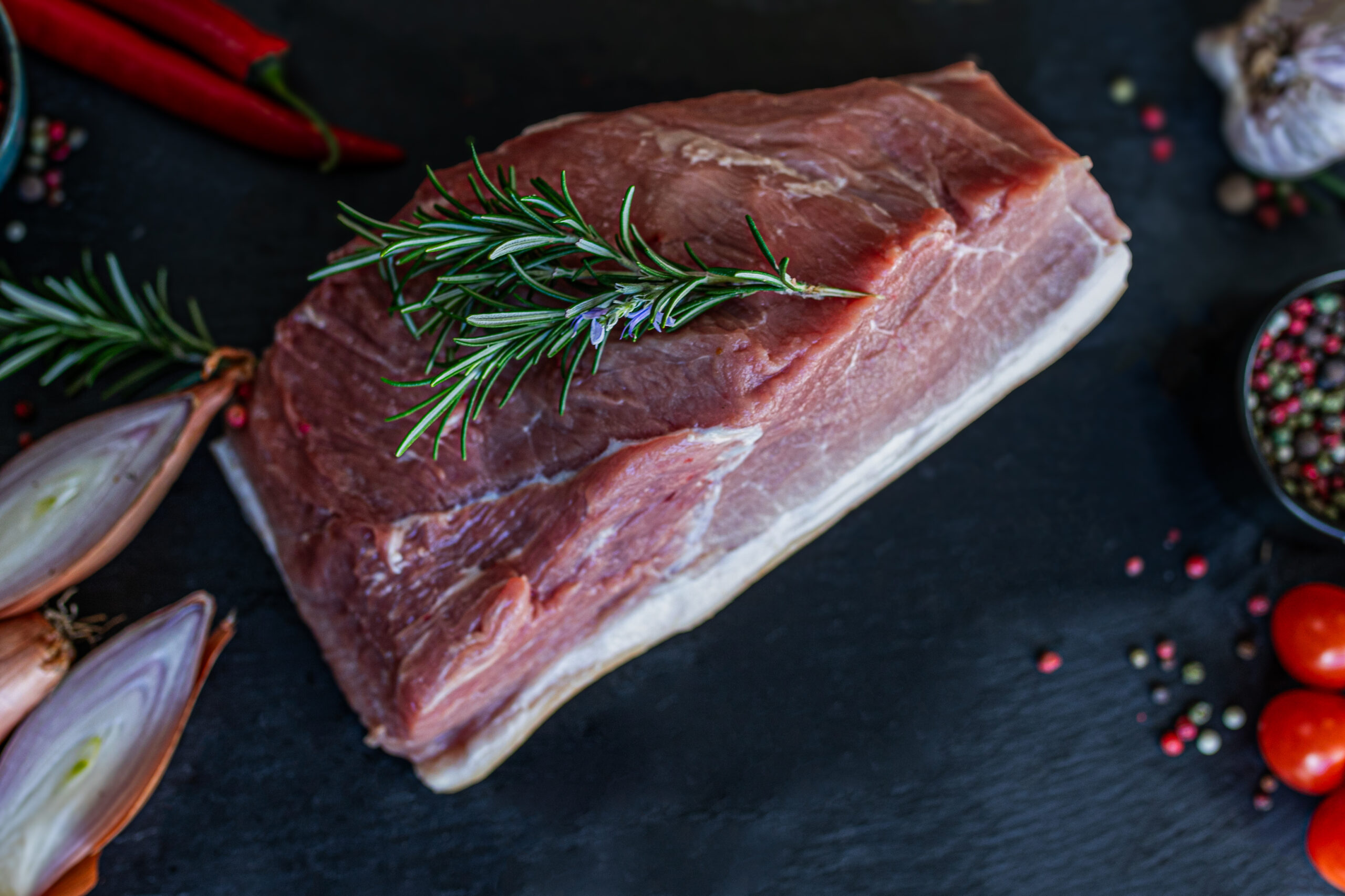 Kiaulienos mentė su svilinta odele (1kg) - Image 1